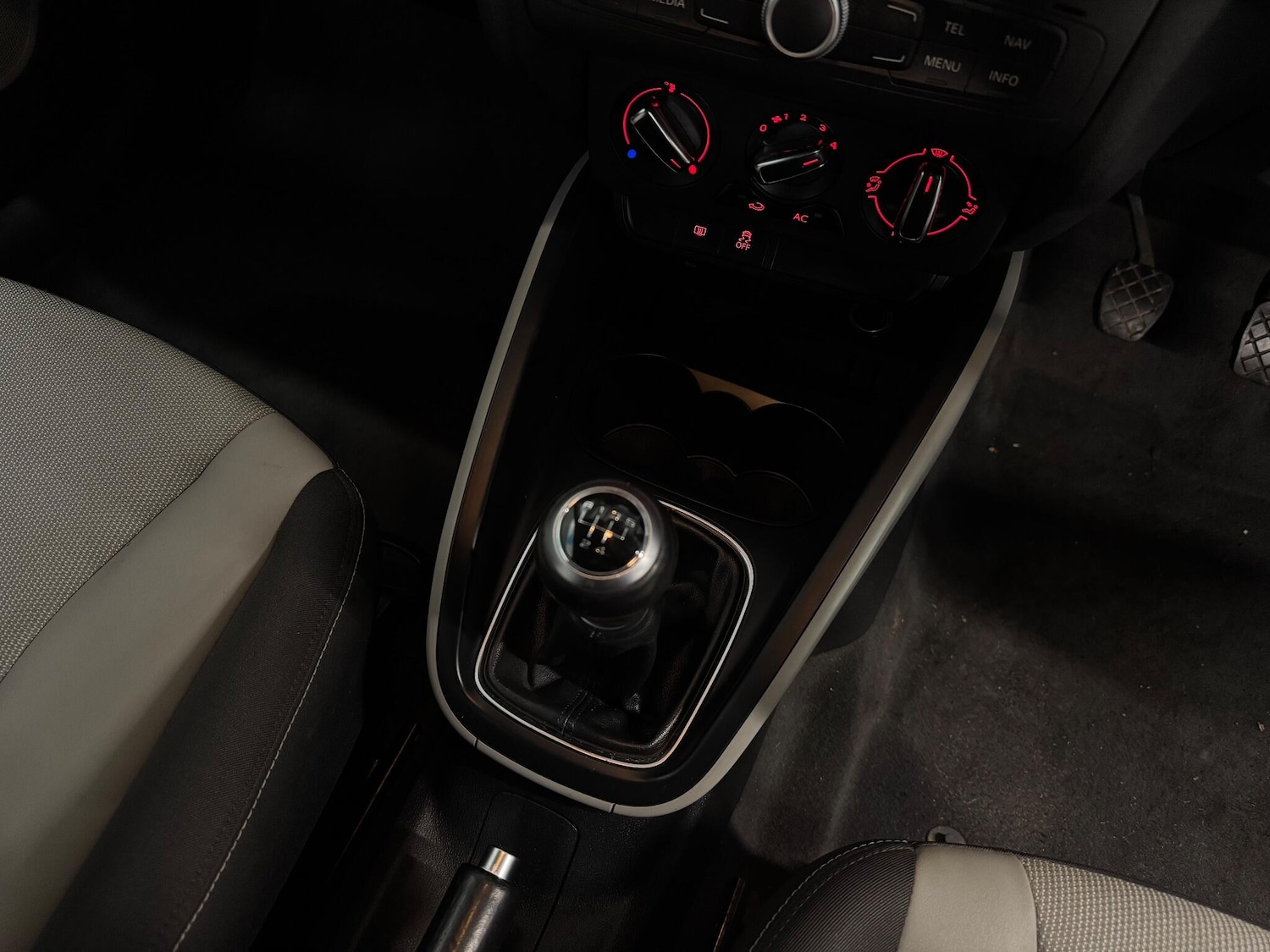 Used Audi A1 2011 for sale - 76644605: Photo 12