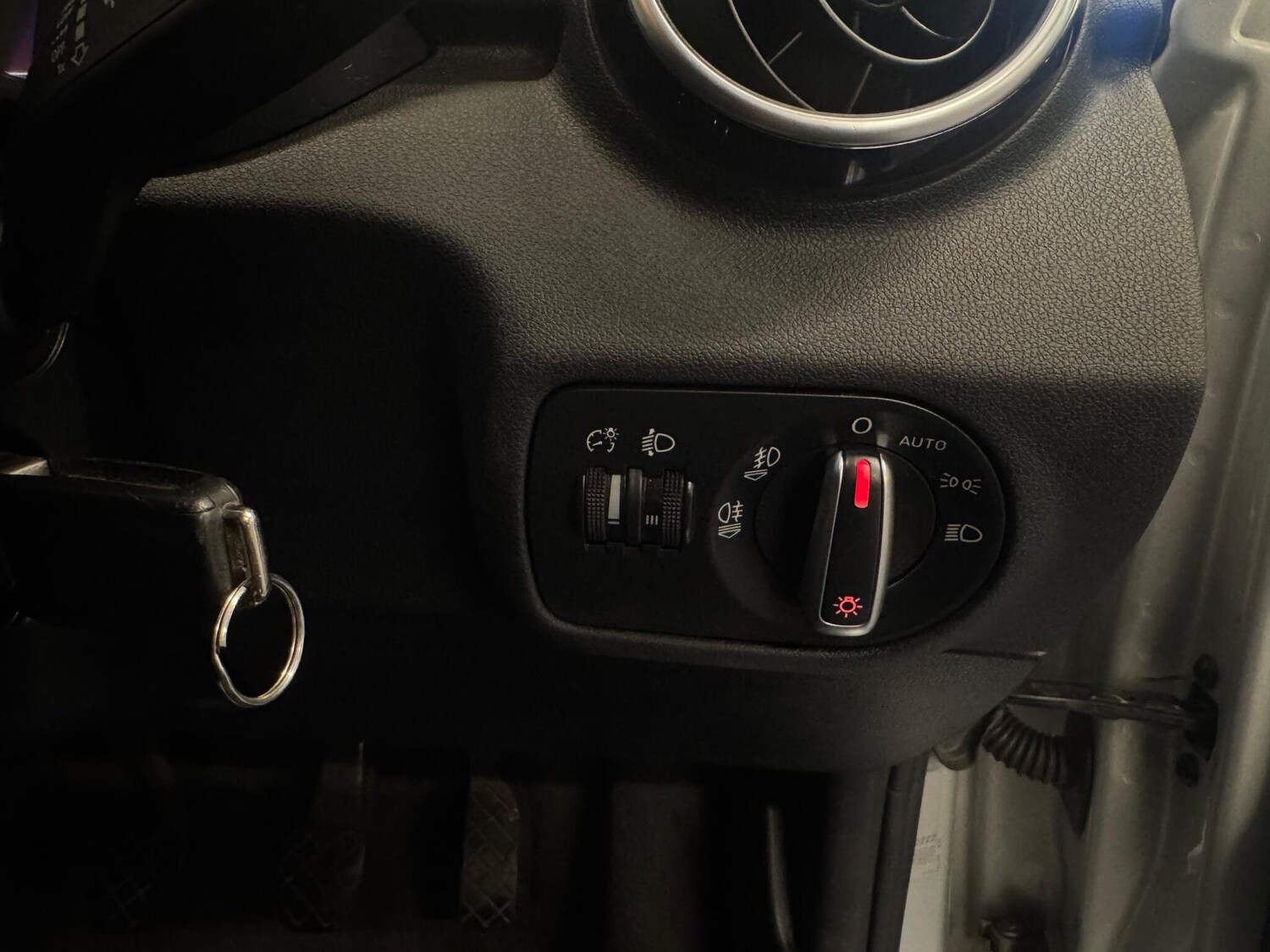 Used Audi A1 2011 for sale - 76644605: Photo 21