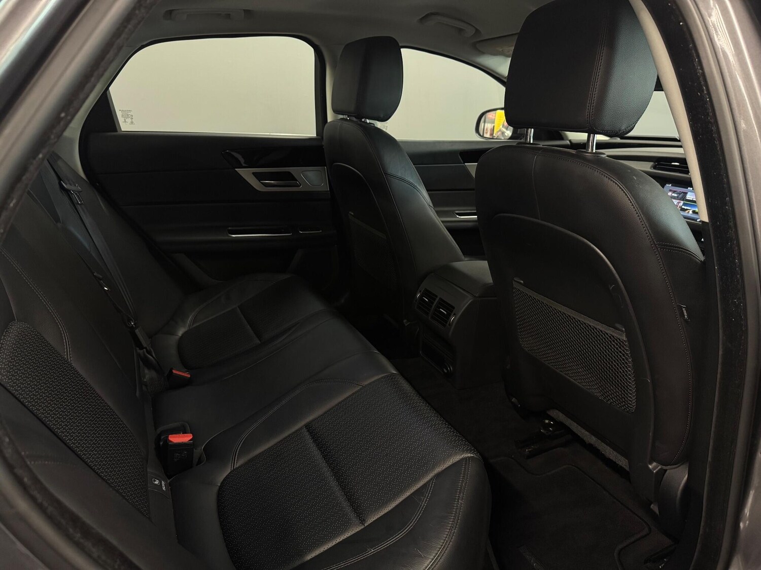 Used Jaguar XF 2017 for sale - 76484777: Photo 13