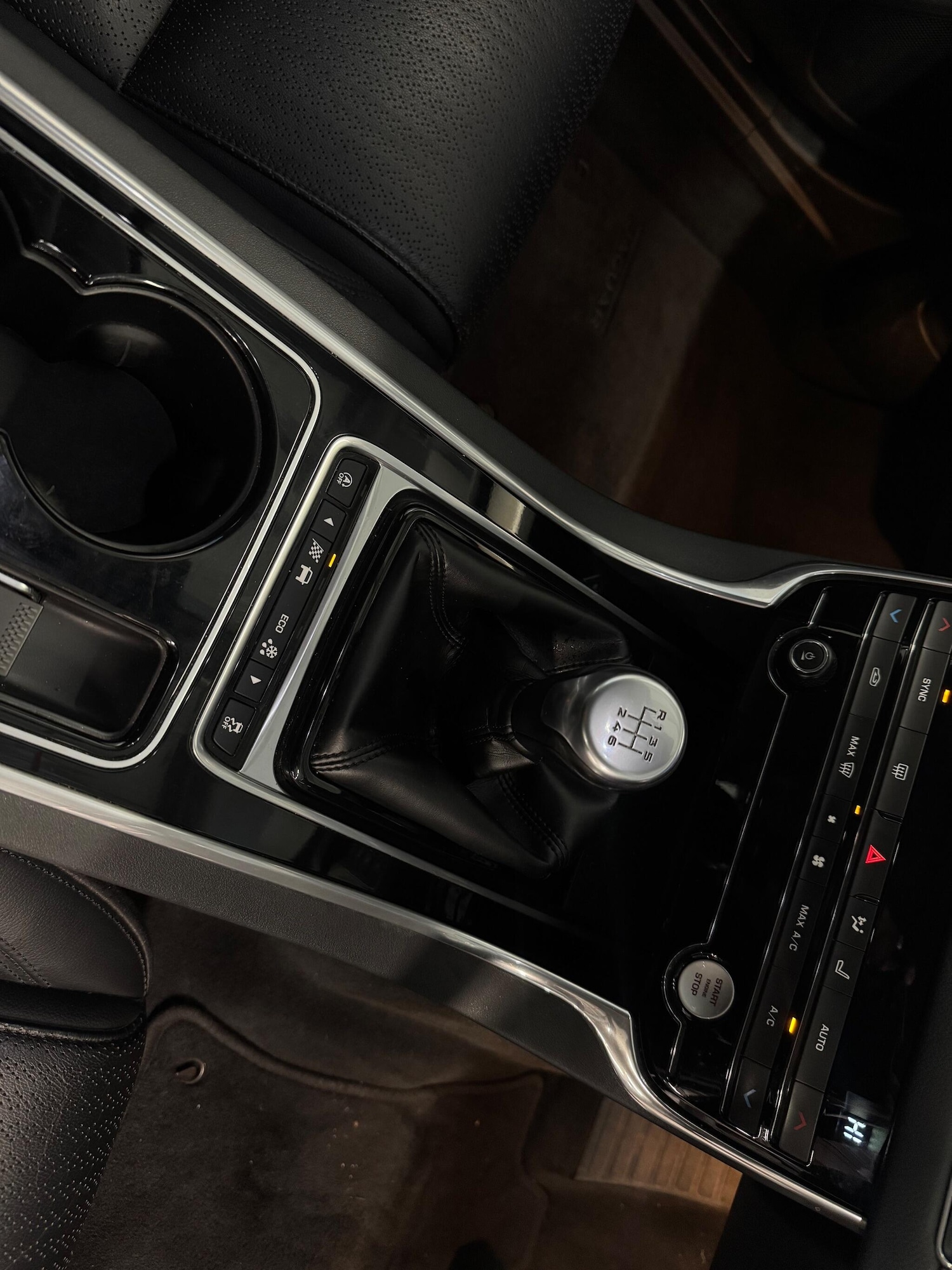 Used Jaguar XF 2017 for sale - 76484777: Photo 14