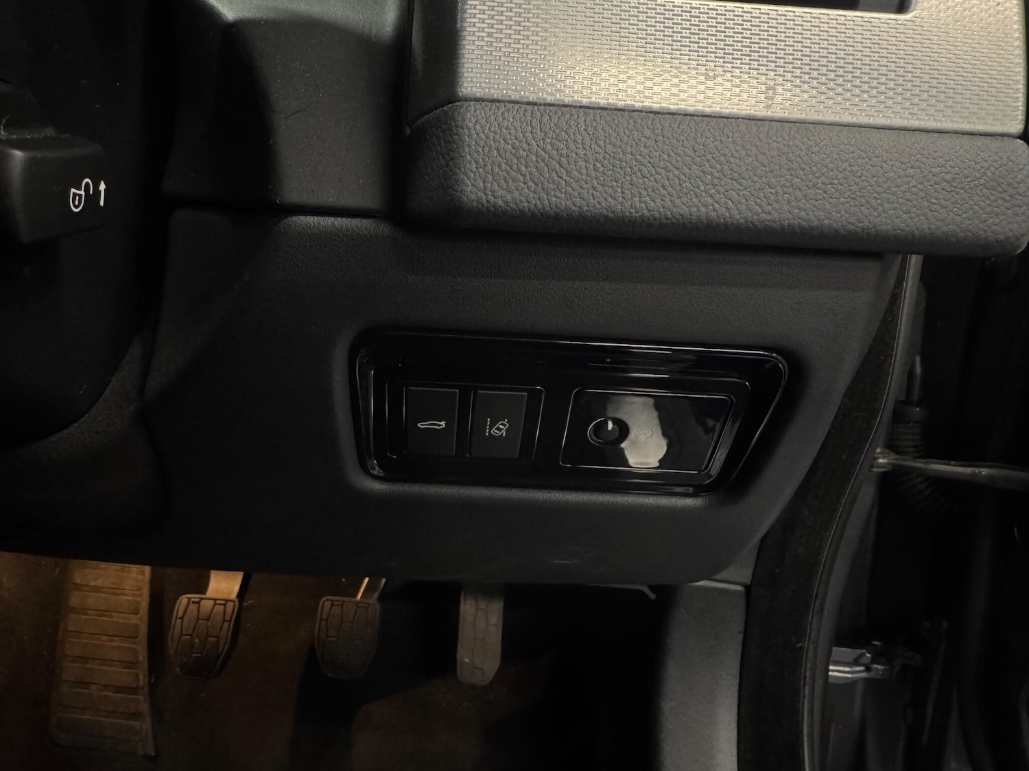 Used Jaguar XF 2017 for sale - 76484777: Photo 15