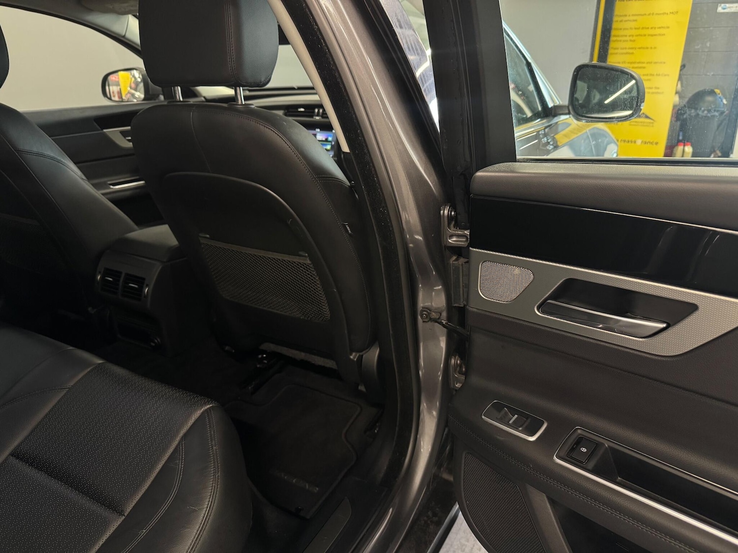 Used Jaguar XF 2017 for sale - 76484777: Photo 19