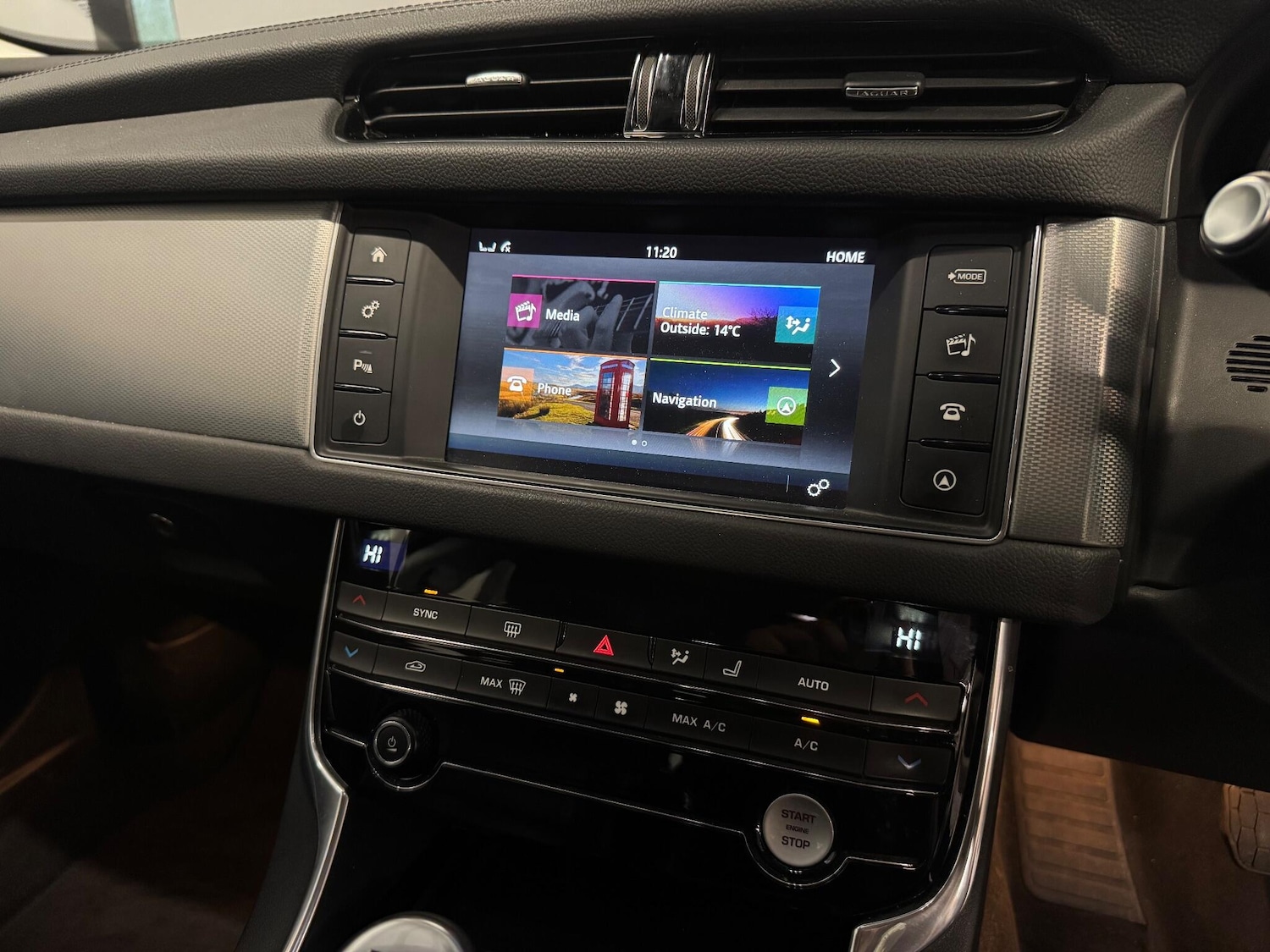 Used Jaguar XF 2017 for sale - 76484777: Photo 23