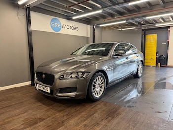 Used Jaguar XF 2017 for sale - 76484777: Photo