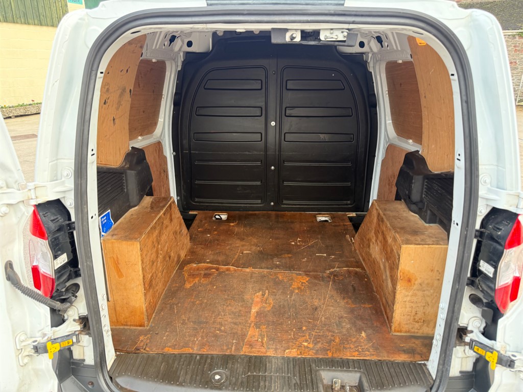 Used Ford Transit Courier 2021 for sale - 76575293: Photo 7