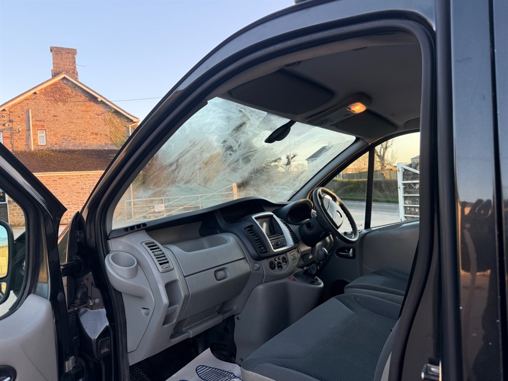 Used Vauxhall Vivaro 2014 for sale - 77934784: Photo 8