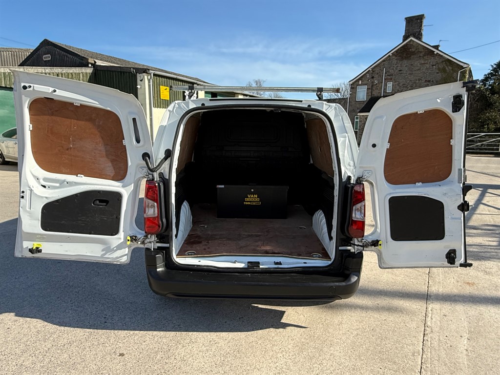 Used Vauxhall Combo 2019 for sale - 77718310: Photo 6