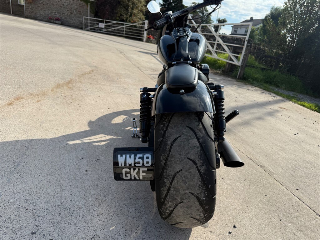 Harley-Davidson Dyna