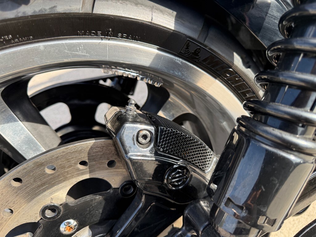 Harley-Davidson Dyna