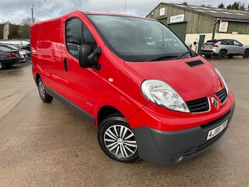 Renault Trafic feature image