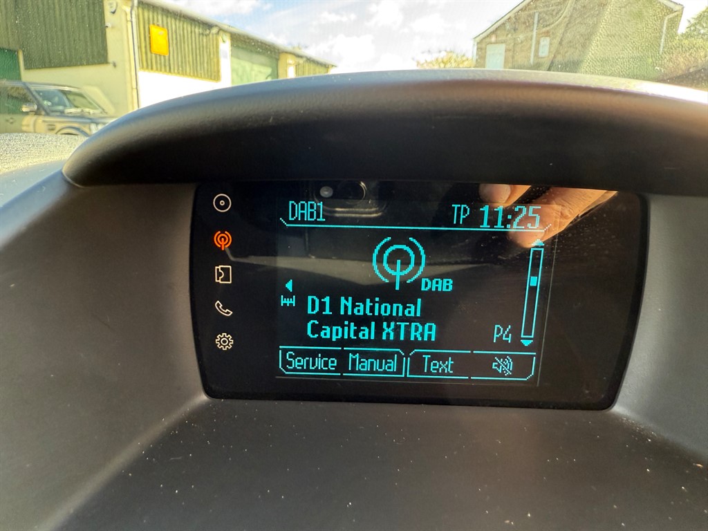 Used Ford Fiesta 2015 for sale - 76404945: Photo 11