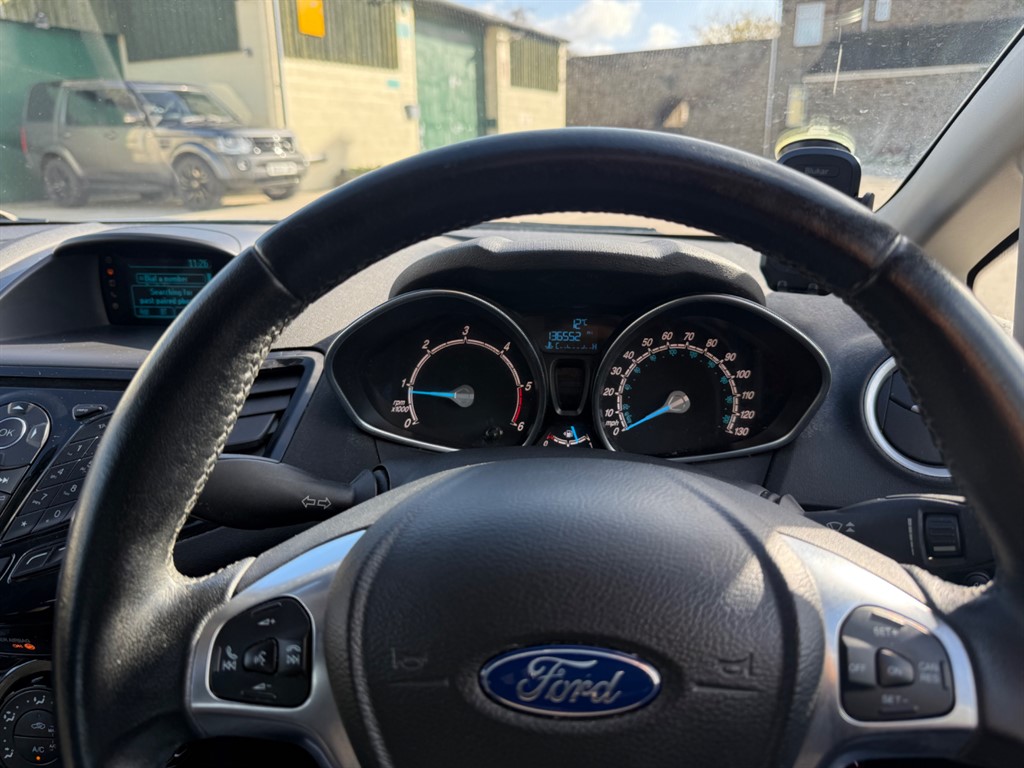Used Ford Fiesta 2015 for sale - 76404945: Photo 13