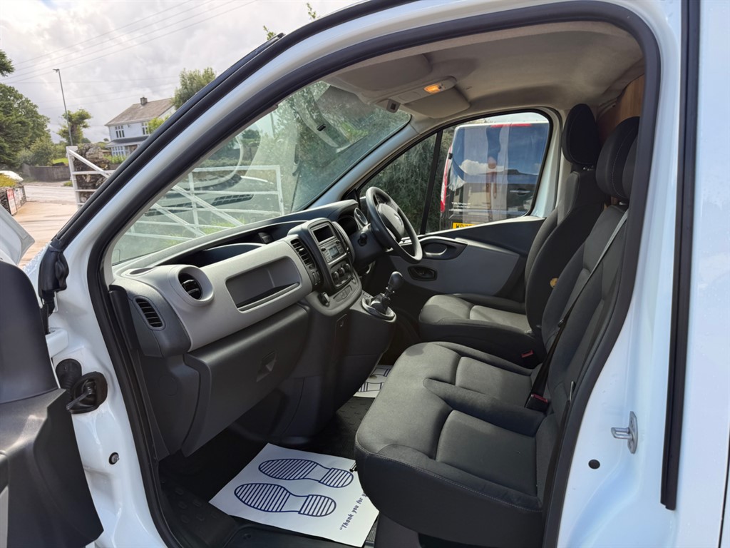 Used Renault Trafic 2018 for sale - 76298784: Photo 9