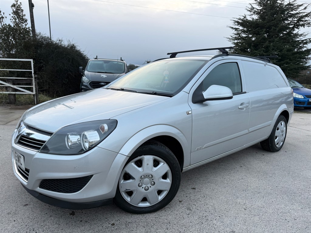 Used Vauxhall Astra 2011 for sale - 77122856: Photo 3