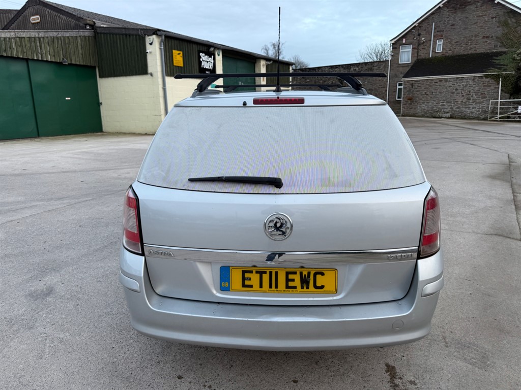 Used Vauxhall Astra 2011 for sale - 77122856: Photo 5