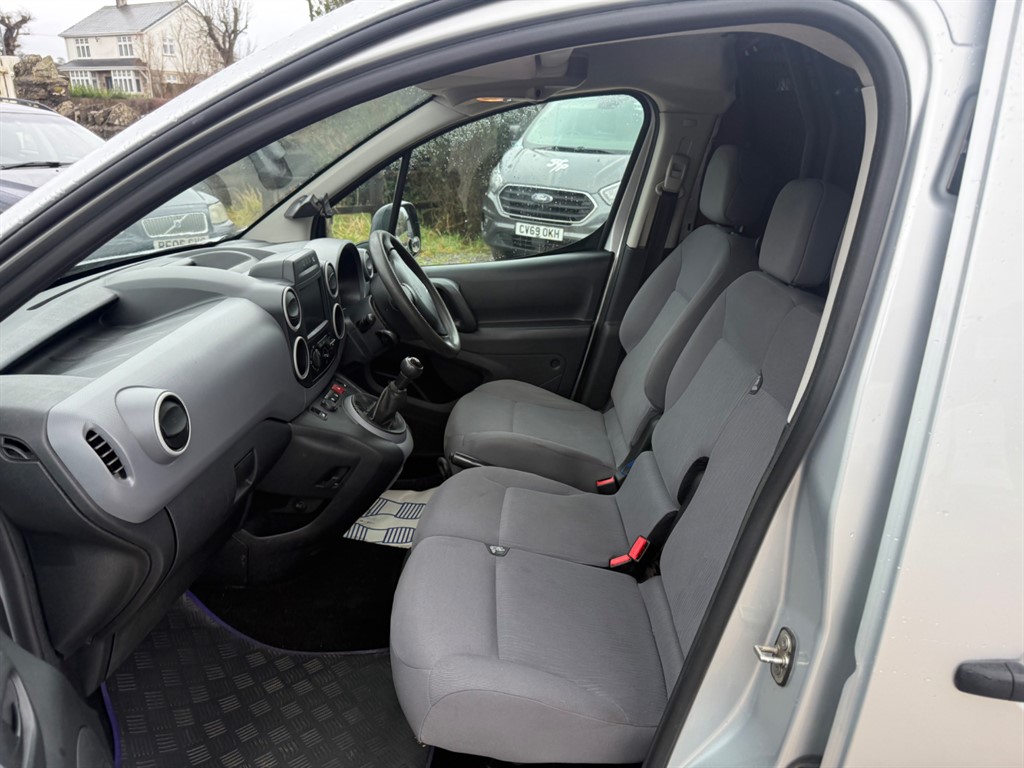 Used Peugeot Partner 2016 for sale - 77316184: Photo 11