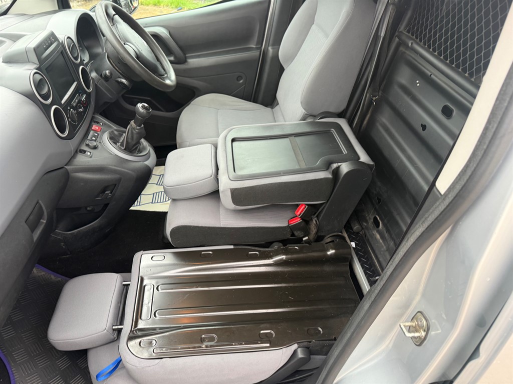 Used Peugeot Partner 2016 for sale - 77316184: Photo 12