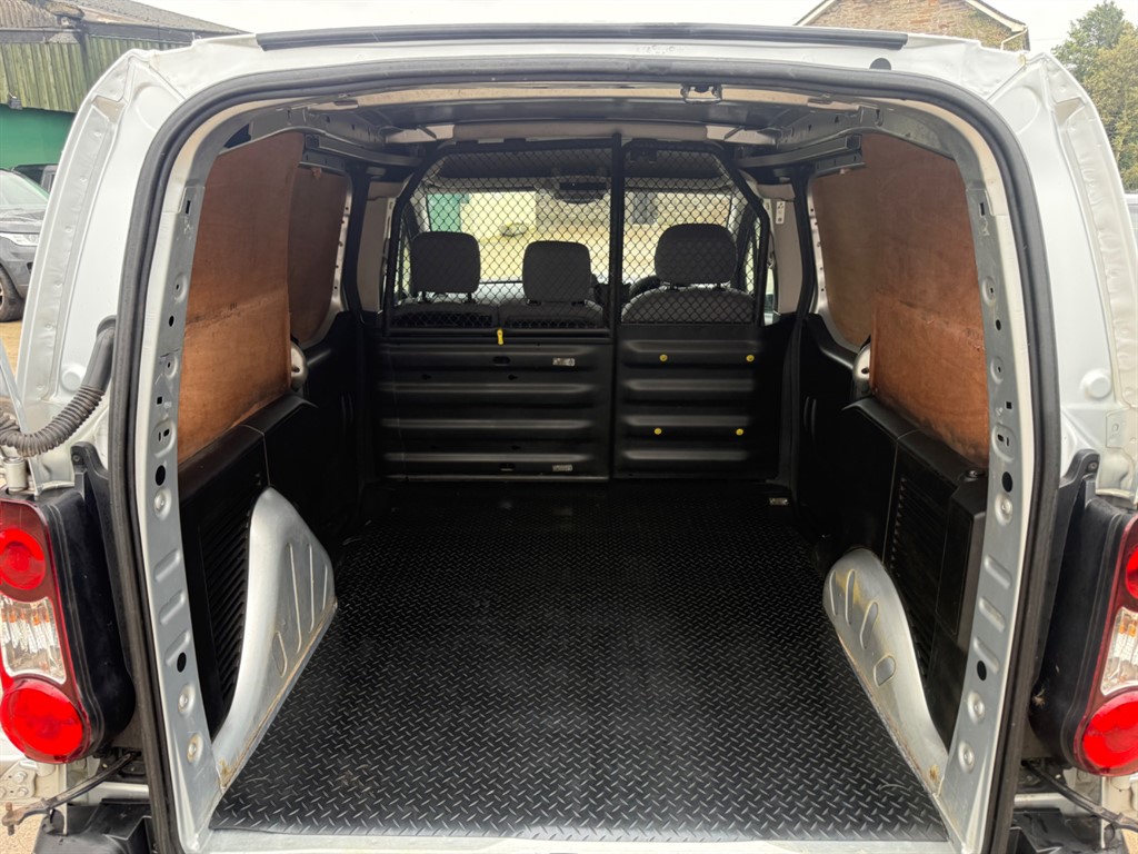 Used Peugeot Partner 2016 for sale - 77316184: Photo 8