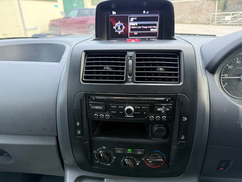 Used Peugeot Expert 2015 for sale - 77151719: Photo 12