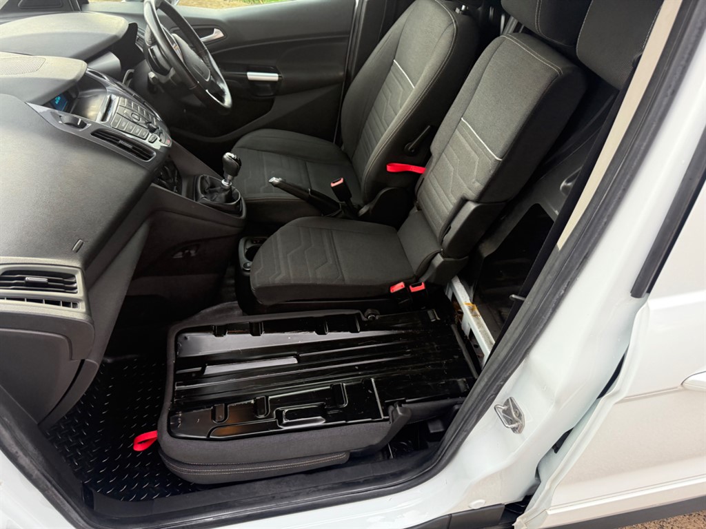 Used Ford Transit Connect 2017 for sale - 77472131: Photo 11