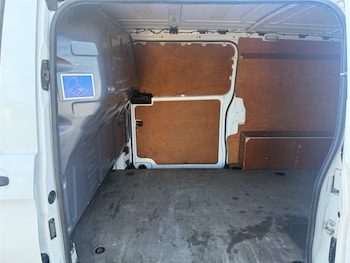 Used Mercedes-Benz Vito 2017 for sale - 76894998: Photo