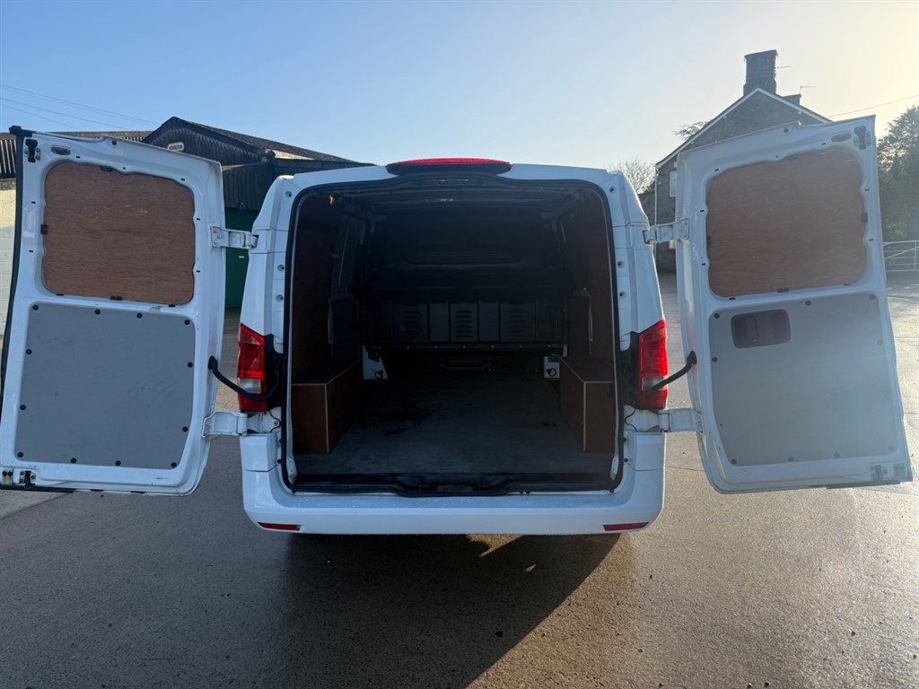 Used Mercedes-Benz Vito 2017 for sale - 76894998: Photo 7