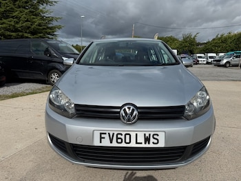 Used Volkswagen Golf 2010 for sale - 75943642: Photo