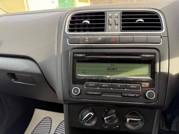 Used Volkswagen Polo 2011 for sale - 76298792: Photo 10