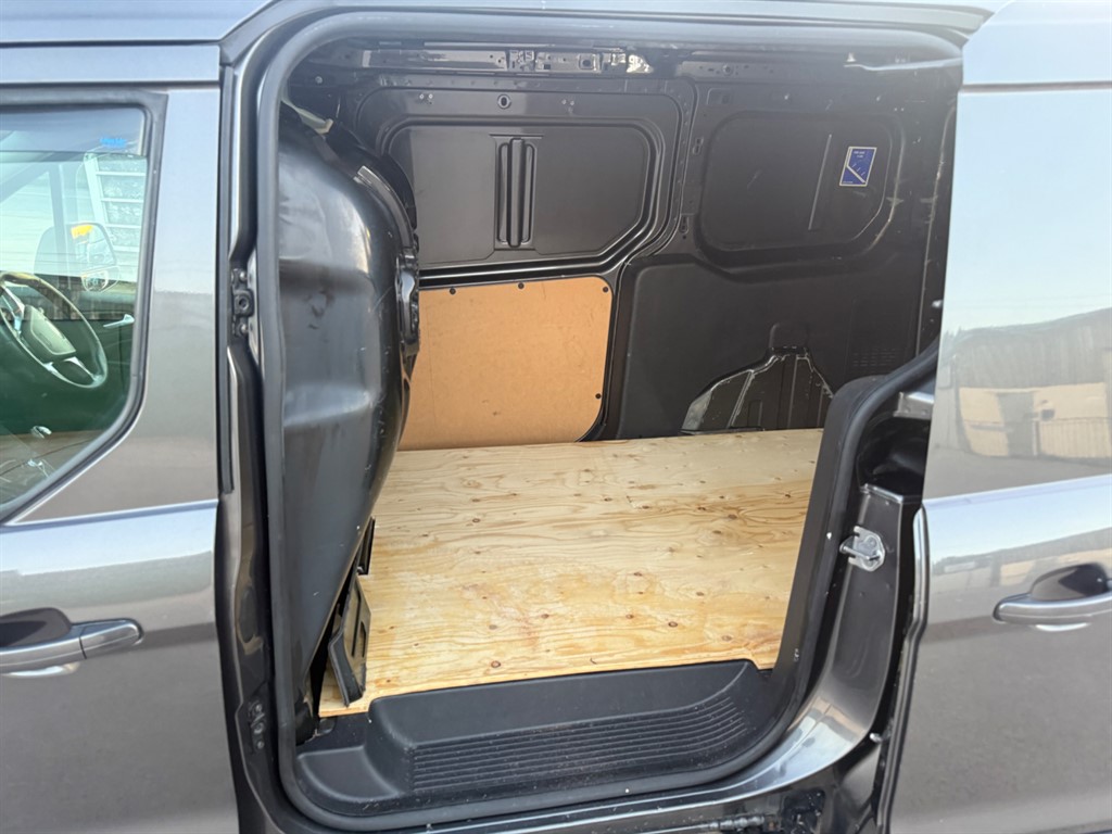 Used Ford Transit Connect 2015 for sale - 77934791: Photo 4