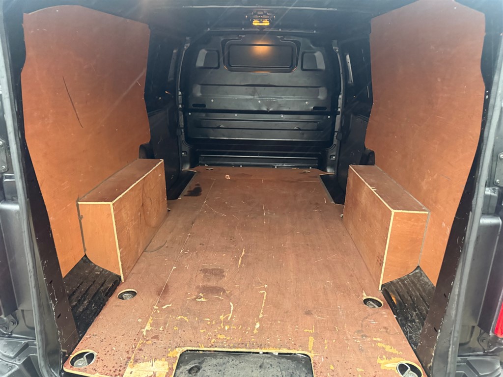 Used Vauxhall Vivaro 2019 for sale - 76984383: Photo 8