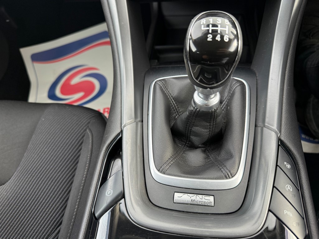 Used Ford Mondeo 2015 for sale - 76428399: Photo 10