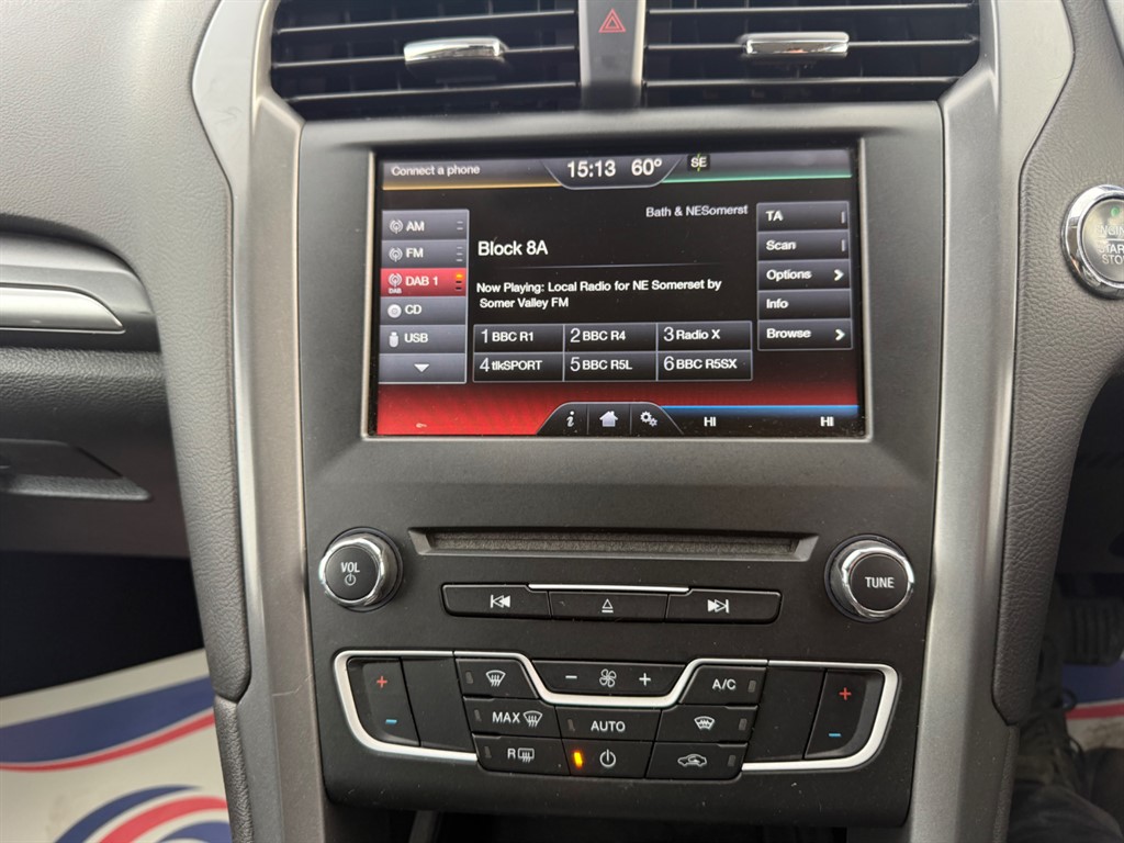 Used Ford Mondeo 2015 for sale - 76428399: Photo 11