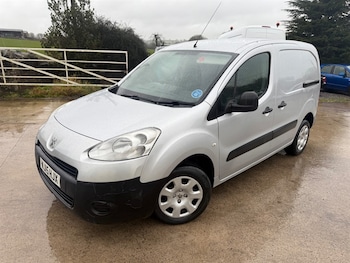 Used Peugeot Partner 2015 for sale - 77151723: Photo
