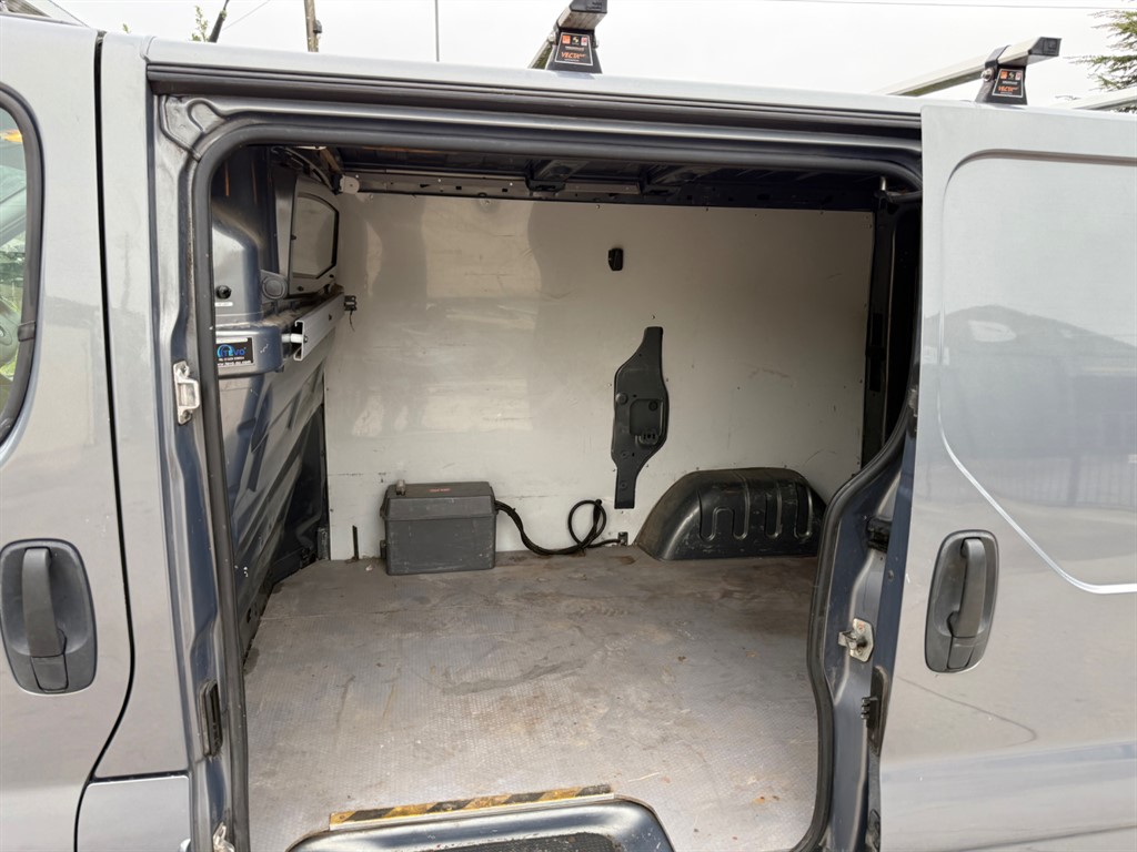 Used Vauxhall Vivaro 2012 for sale - 76298796: Photo 4