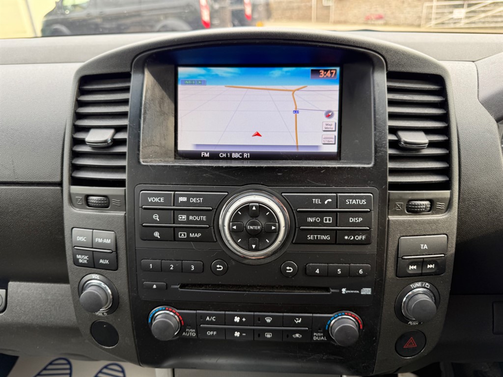 Used Nissan Navara 2013 for sale - 76117180: Photo 12