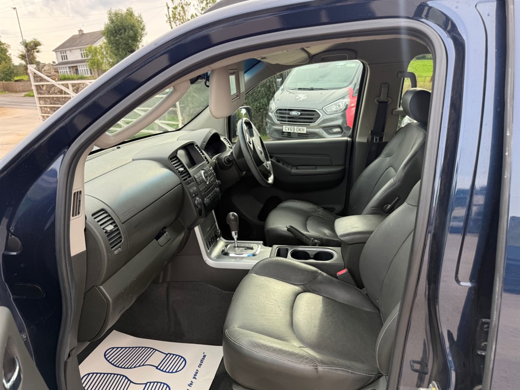 Used Nissan Navara 2013 for sale - 76117180: Photo 9