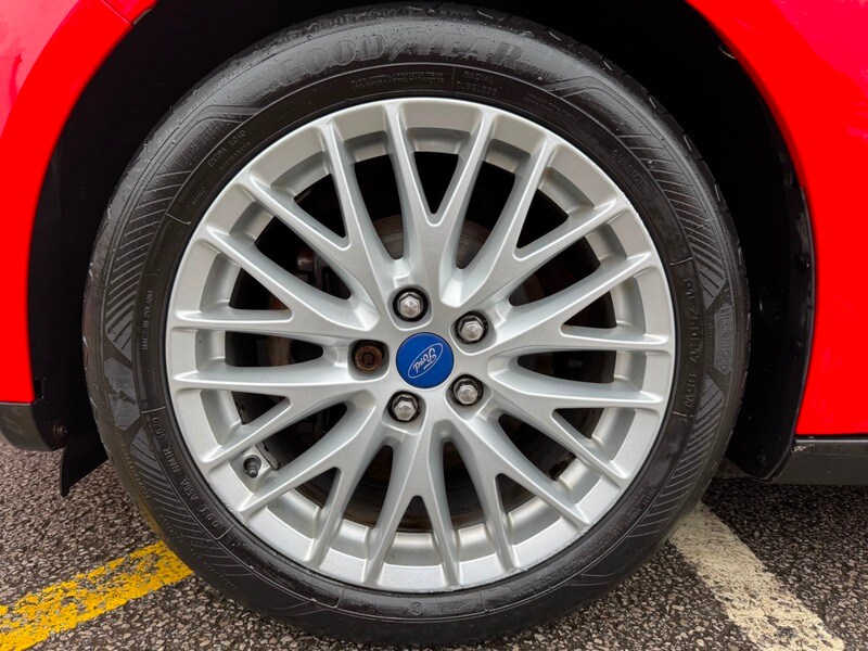 Used Ford Focus 2013 for sale - 77508198: Photo 12