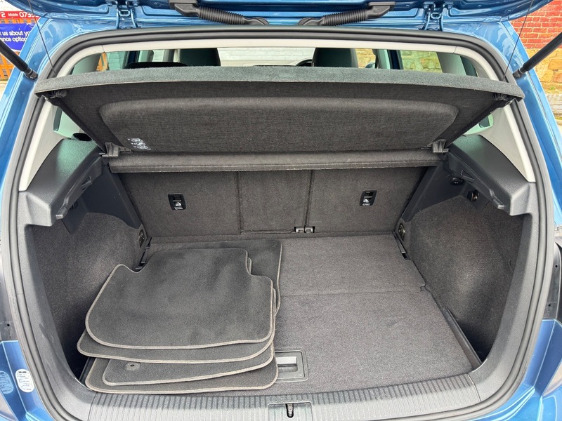 Used Volkswagen Golf 2015 for sale - 76583005: Photo 14