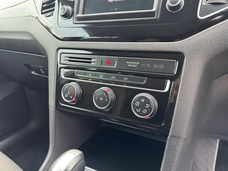 Used Volkswagen Golf 2015 for sale - 76583005: Photo 27