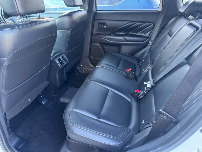 Used Mitsubishi Outlander 2019 for sale - 77920981: Photo 16