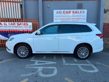 Used Mitsubishi Outlander 2019 for sale - 77920981: Photo