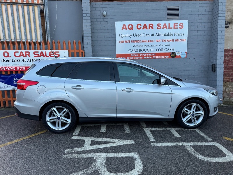 Used Ford Focus 2017 for sale - 76962909: Photo 8