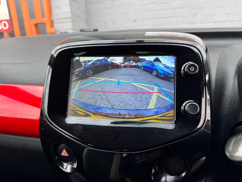 Used Toyota AYGO 2018 for sale - 76941711: Photo 18