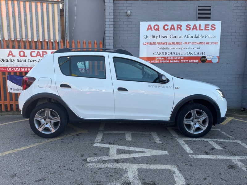 Used Dacia Sandero 2018 for sale - 77643397: Photo 8