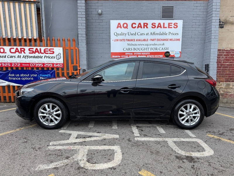 Used Mazda Mazda3 2015 for sale - 76081454: Photo 4