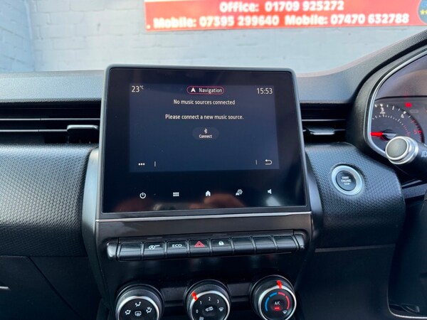 Used Renault Clio 2020 for sale - 74638558: Photo 33