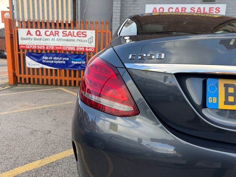 Used Mercedes-Benz C Class 2014 for sale - 78045221: Photo 11
