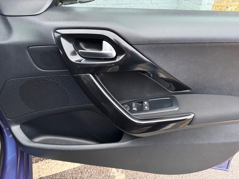 Used Peugeot 208 2016 for sale - 77303296: Photo 37