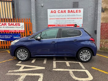 Used Peugeot 208 2016 for sale - 77303296: Photo