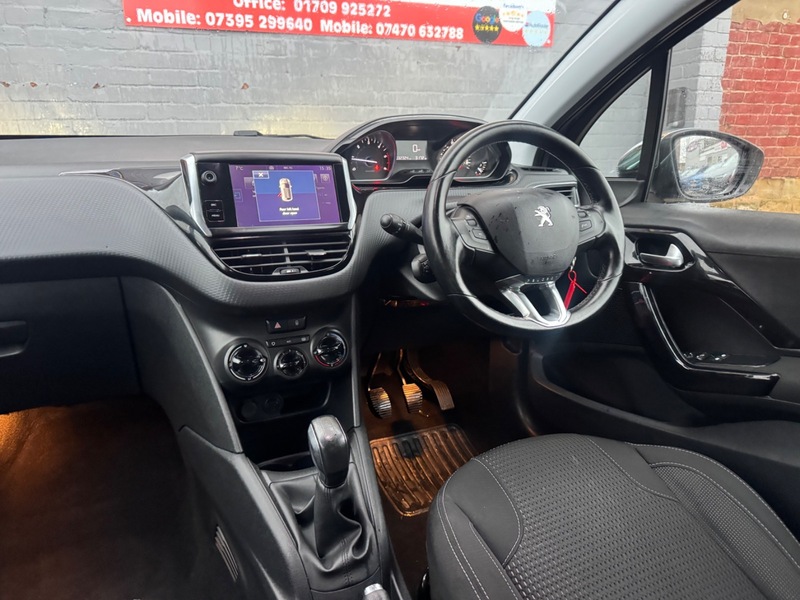 Used Peugeot 208 2016 for sale - 77303296: Photo 9